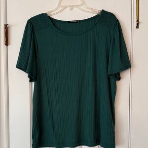 Pink Clover Dark Green Short Sleeve Top